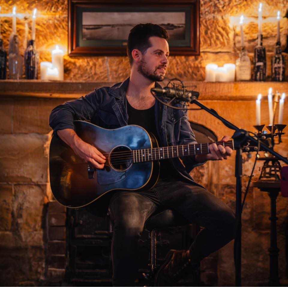 Travis Drew live at