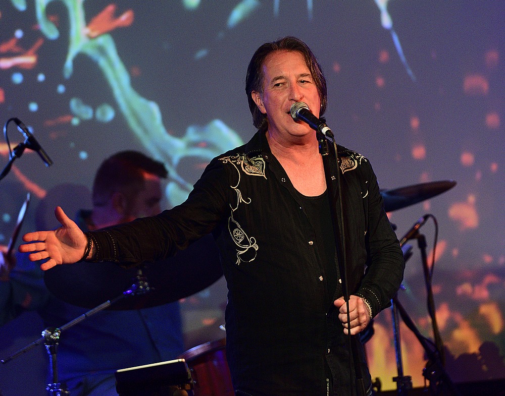 Dave Wilkins live at