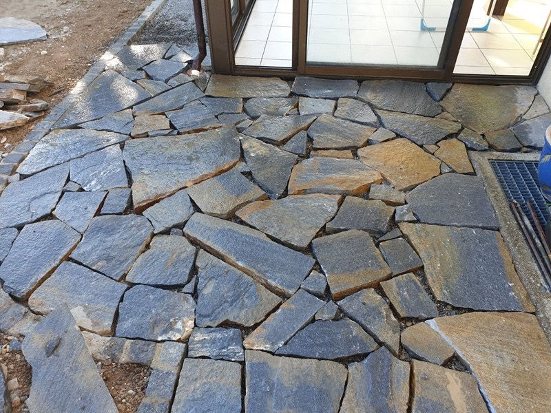 Quarzit Gartenplatten2