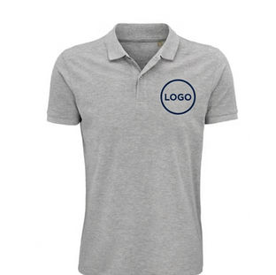 Polo 100% coton issu de l'agriculture biologique
360 Gris chiné : 85 % Coton bio / 15 % viscose, maille piquée 170 gr ou 210 gr. Existe dans différentes couleurs.
Col en côte
Bande de propreté au col
Patte boutonnée renforcée
Manches courtes
Patte 2 boutons ton sur ton
Bas droit
Coupé cousu
Bouton de rechange sur couture intérieure côté.
Personnalisation sérigraphie 1 couleur, quadrichromie DTF ou Broderie