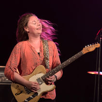 Joanne Shaw Taylor 2019.jpg