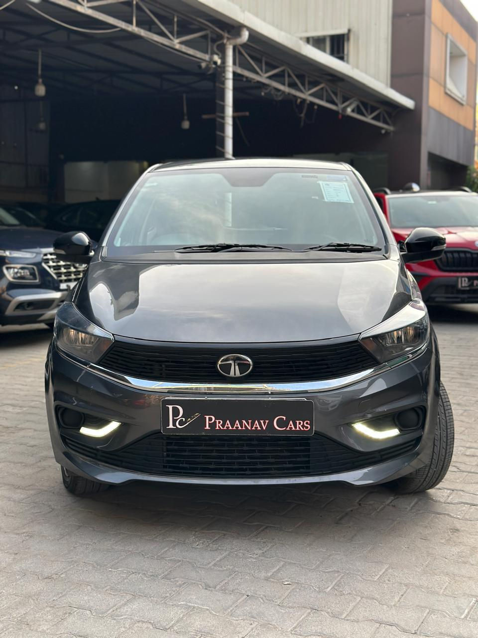 FRONT VIEW