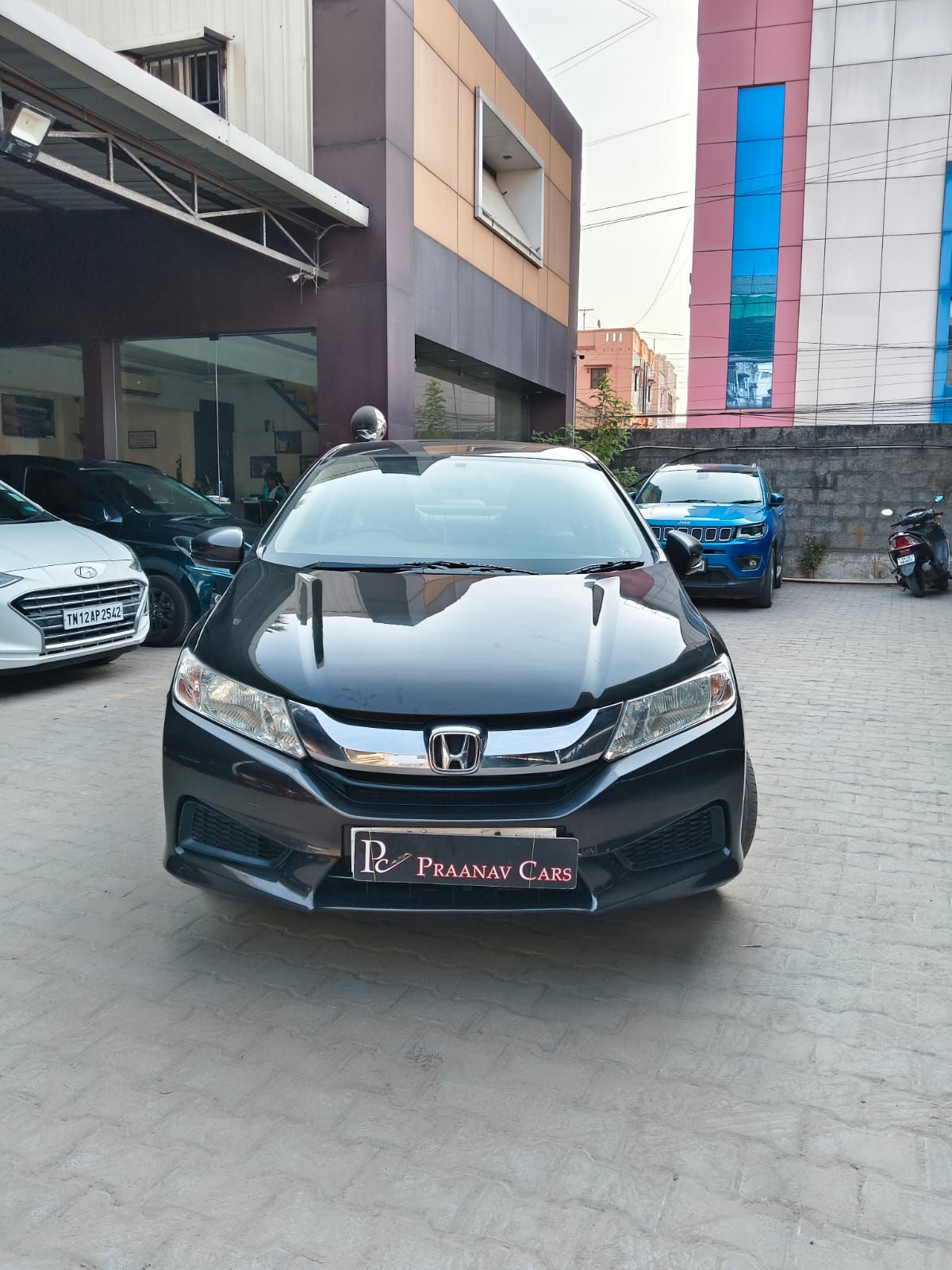 FRONT VIEW
