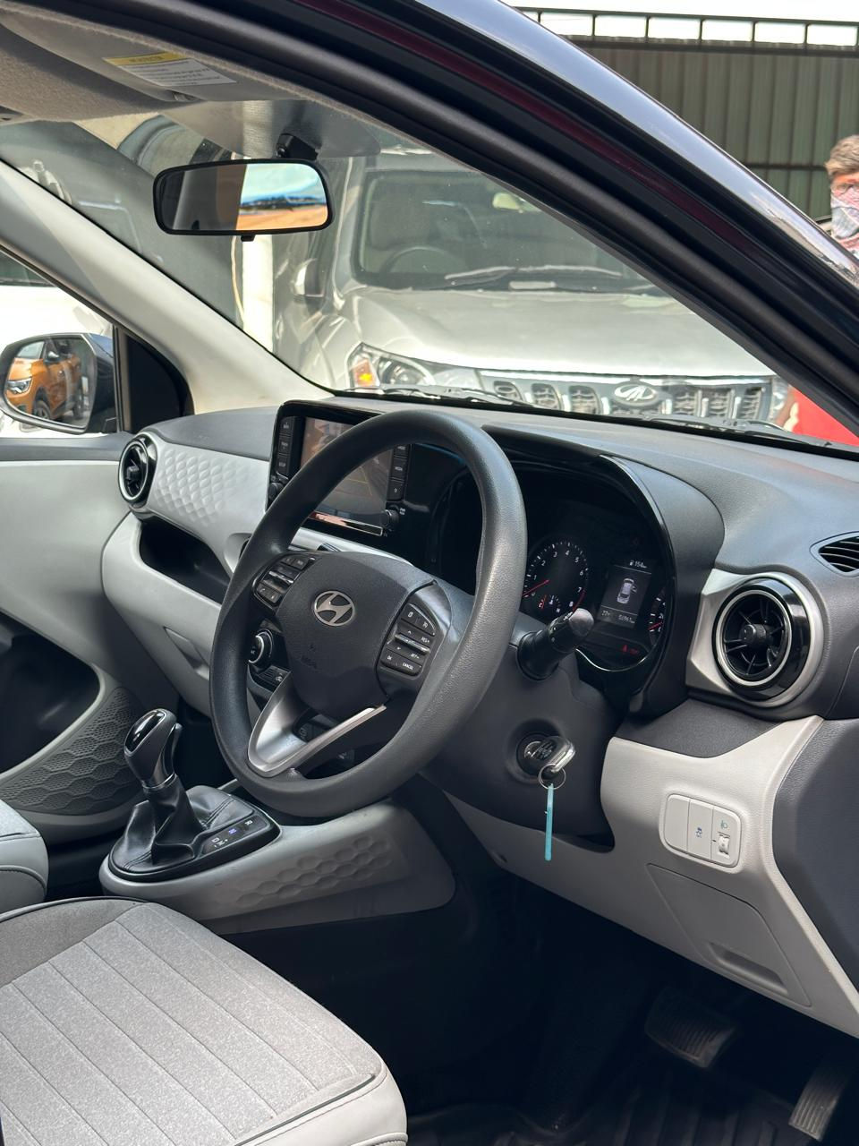 Thumbnail: steering view