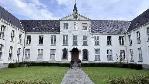 63984035-ef16-417d-8dff-19933e1f5577 (1).webp