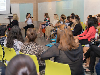 Entre Ellas talk show
