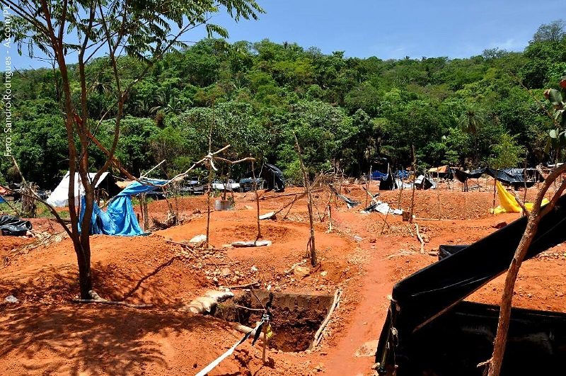 garimpo em Pontes e Lacerda
