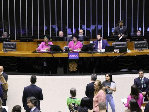 Câmara aprova licença menstrual de até dois dias por mês