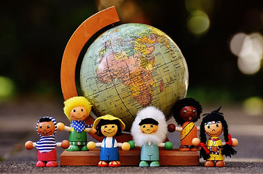 different-nationalities-ge5c43da29_1920.jpg