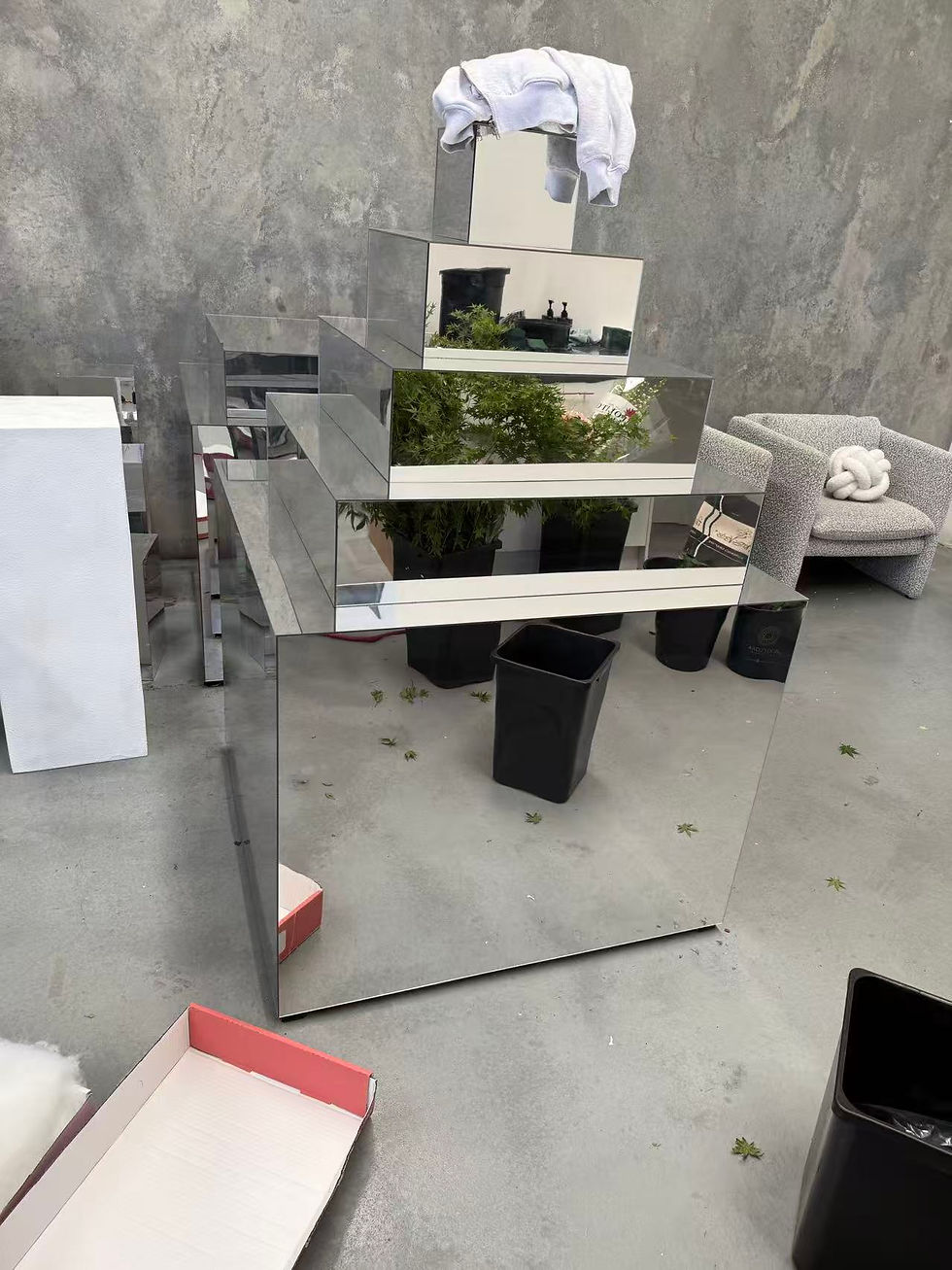Thumbnail: 3mm acrylic plinth