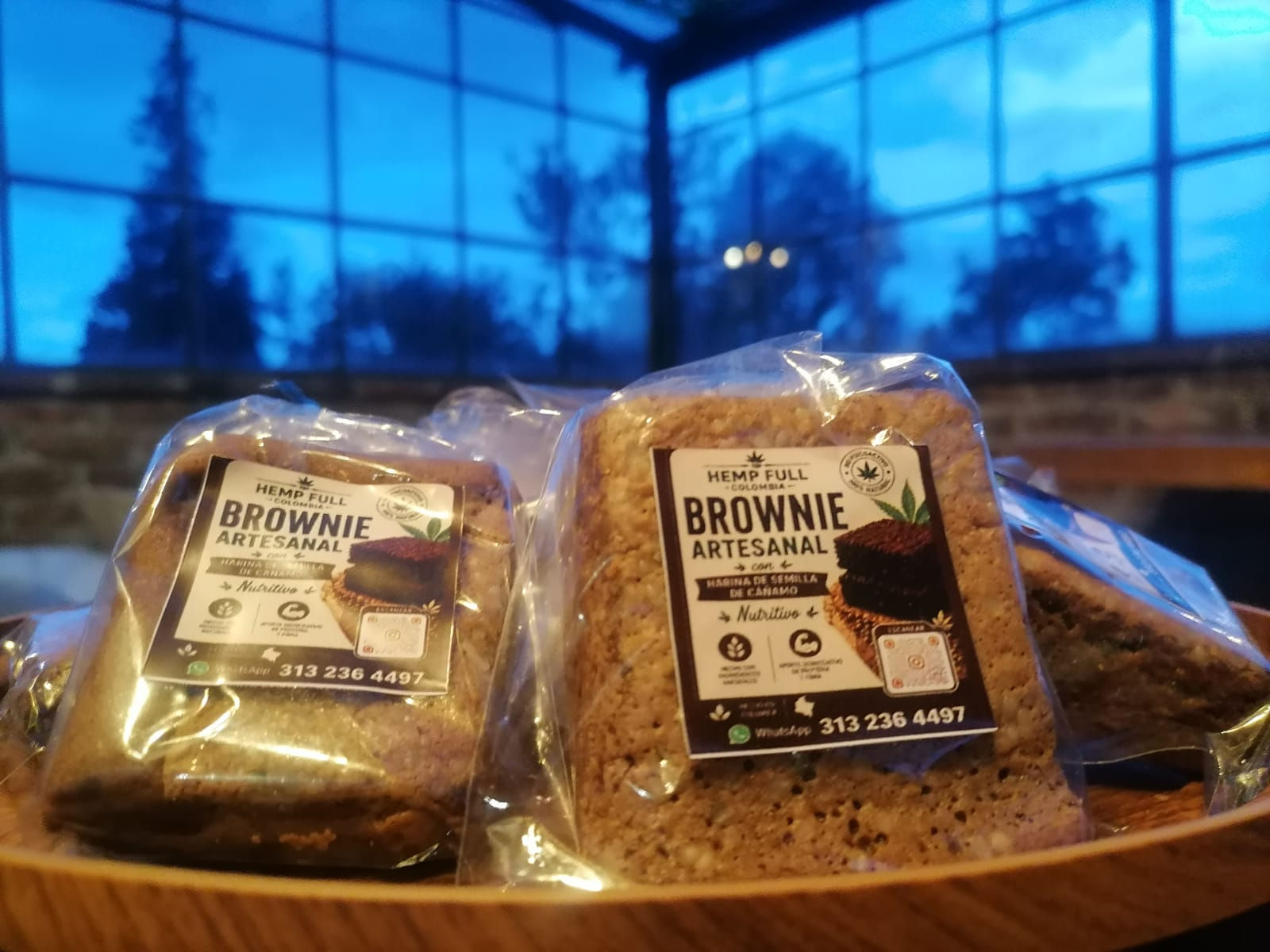 Brownie con proteína de semilla de cáñamo