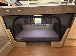 Jayco Expanda with custom bunk net
