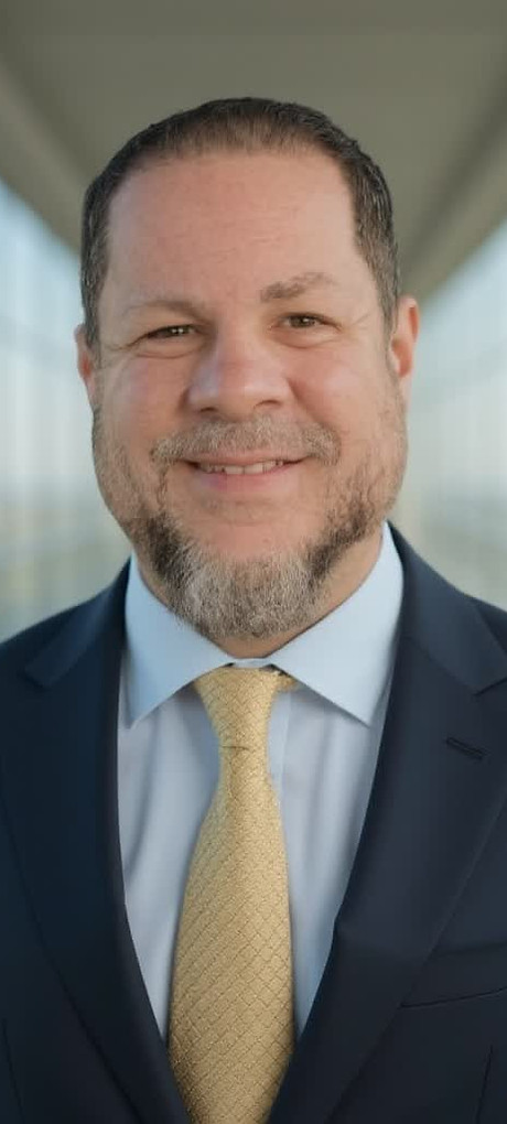 Headshot of Eric Sunkel, professional career coach with 28+ years of IT and cybersecurity leadership experience.