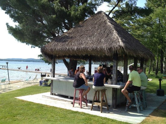 Deer Lake Tiki
