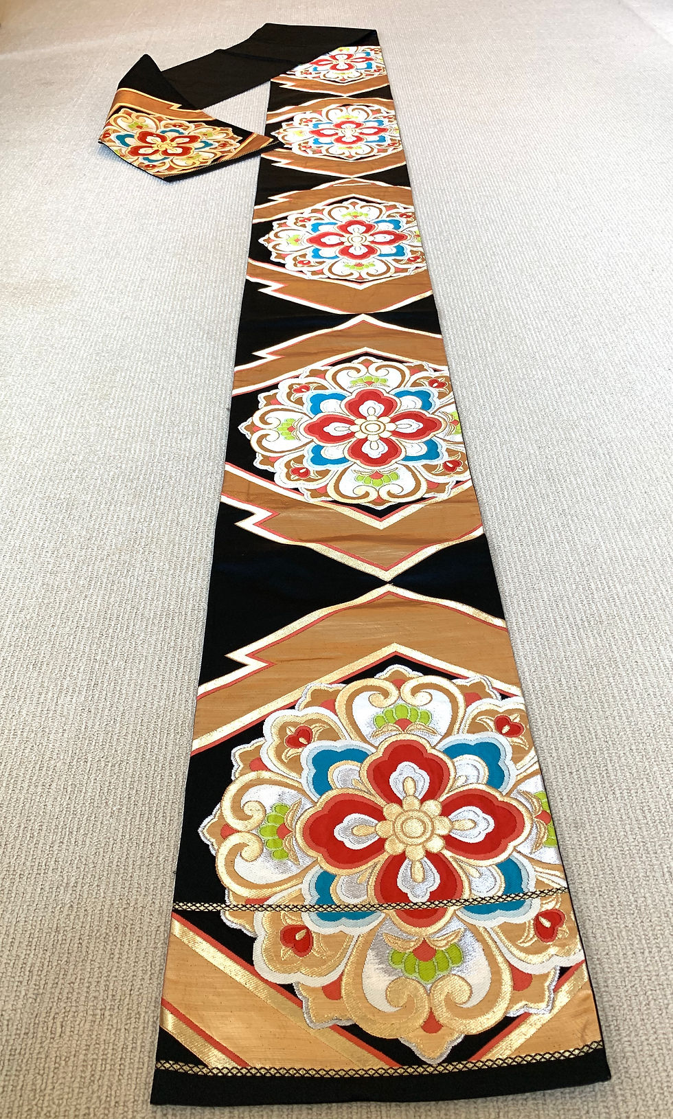 Thumbnail: Vintage Japanese kimono's belt (Obi) collectable silk fabric