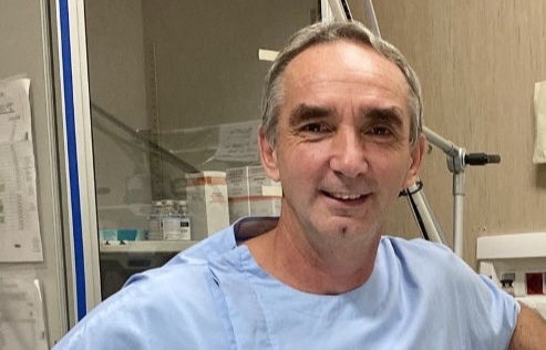 Vaccinarsi, per non correre rischi e per non mettere in crisi un sistema, quello di emergenza, che è già al limite.