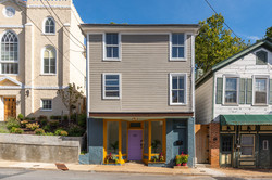 917 W Beverley St, Staunton