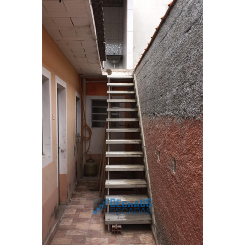 Escada Pré Moldada Modelo Reta