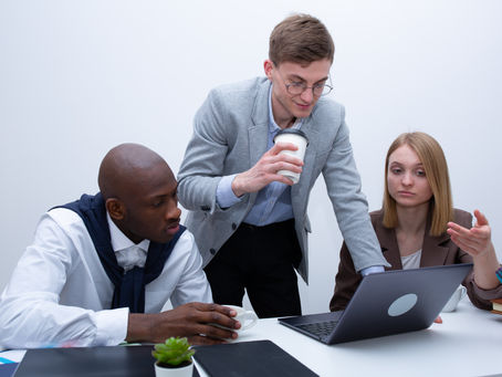 Tendencias jurídico-comerciales en la gestión tecnológica empresarial