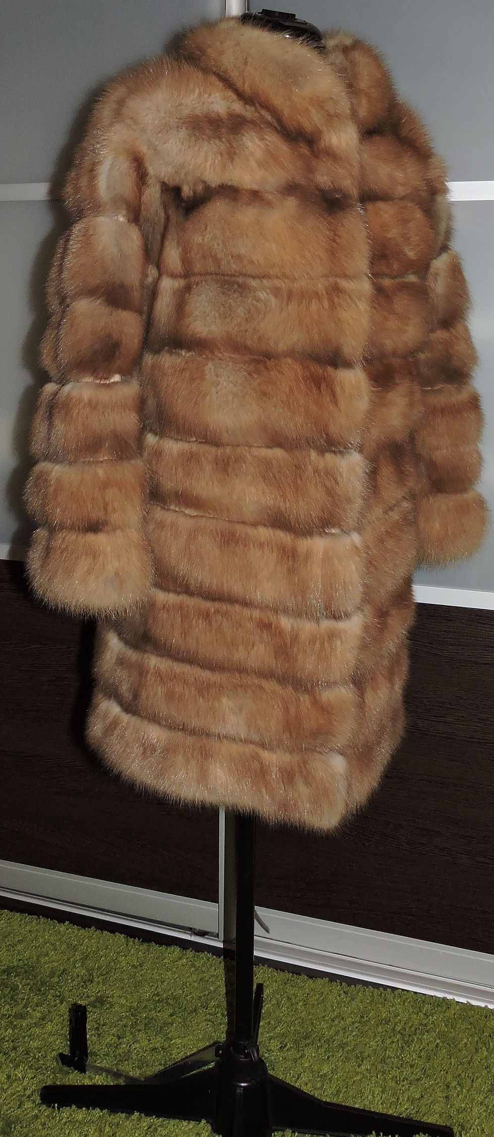 Миниатюра: Шуба из лесной куницы