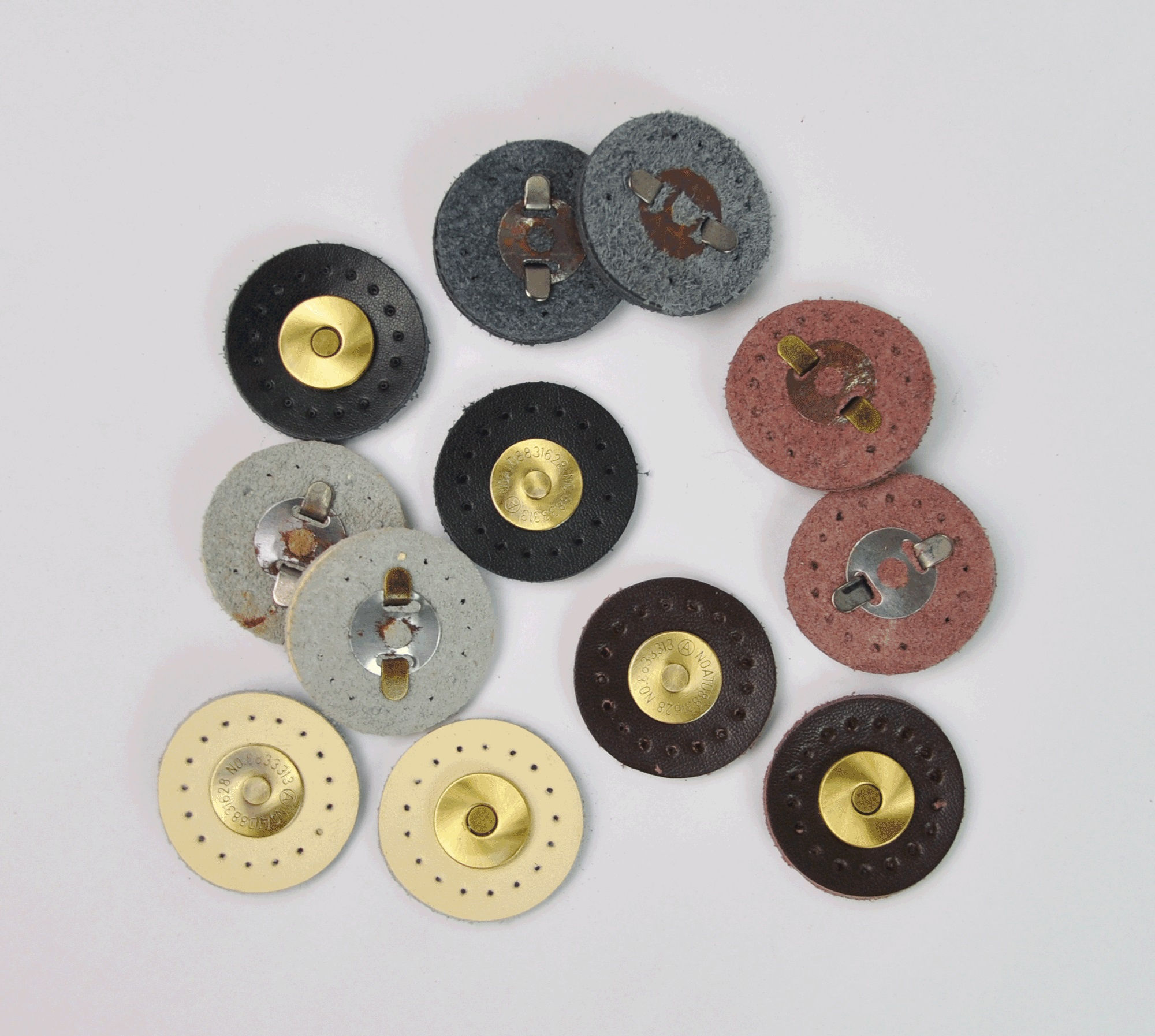 Magnetic Bag Button Locks 3.1 CM KZ0270