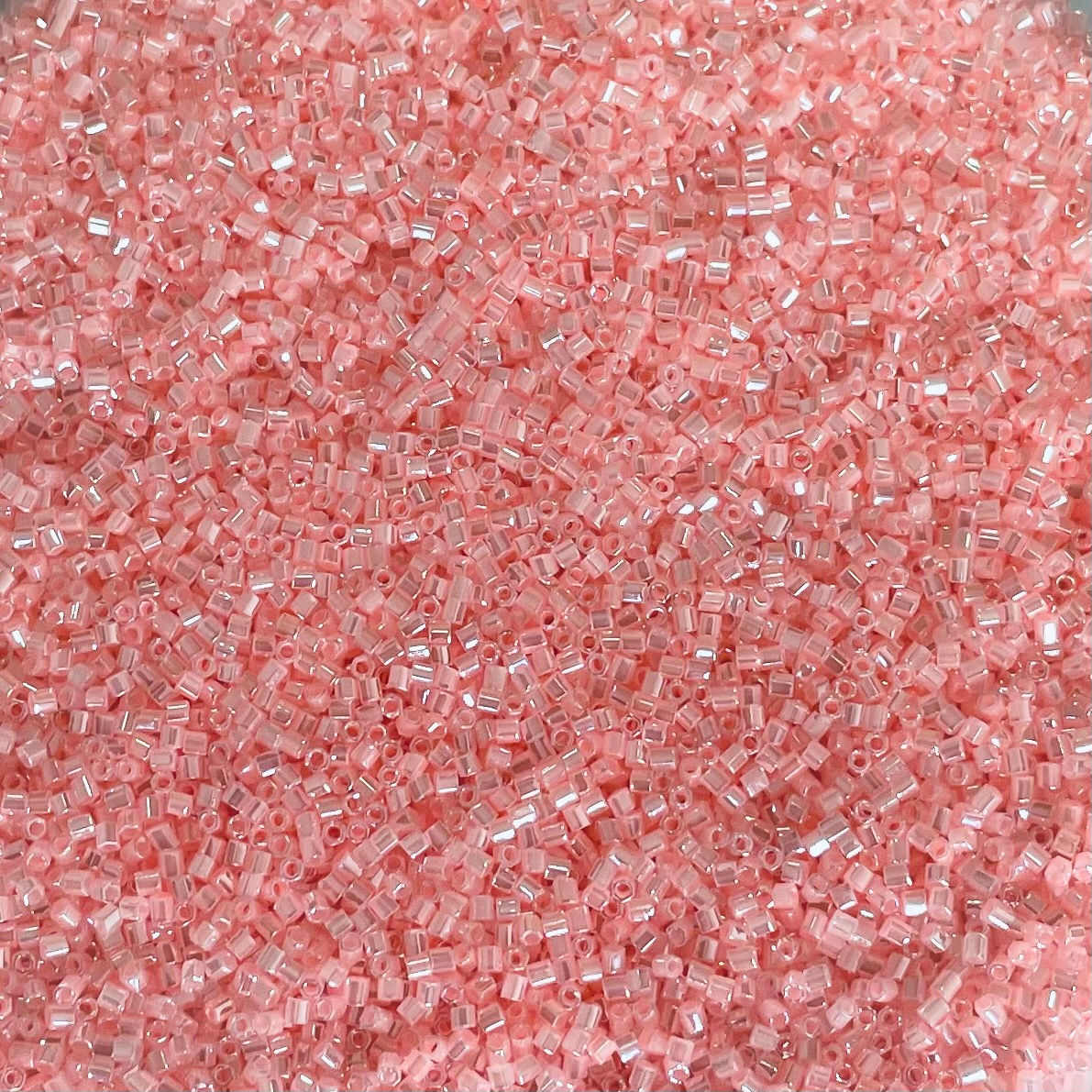 Type 2 cut - Size 15/0 - Color 517