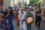 Grande parade des compagnies du Off, rue de la République. 2008