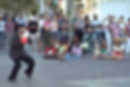Spectacle de rue, place de l’Horloge. 2008