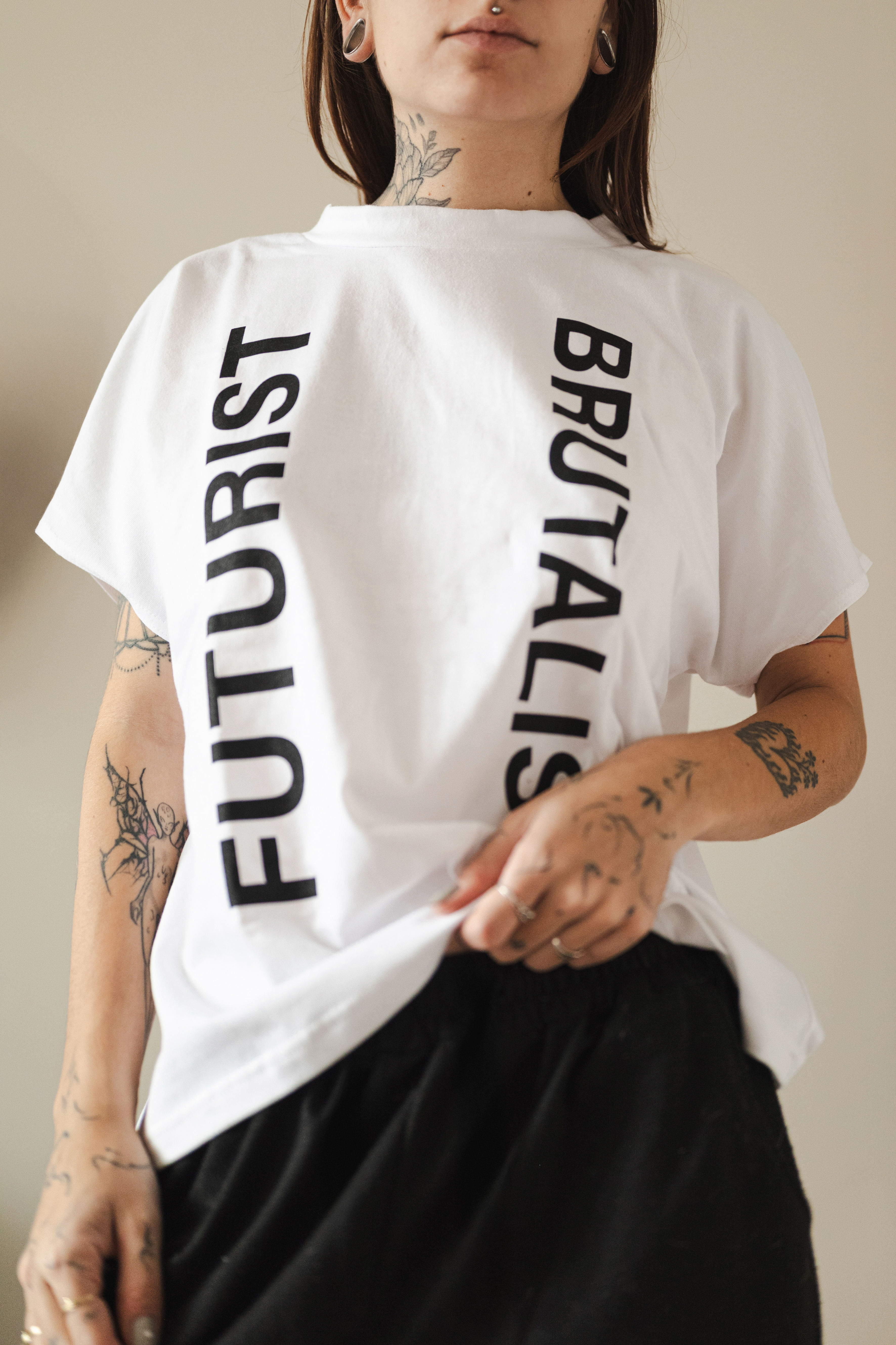 tričko dámské FUTURIST BRUTALIST