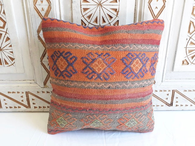 Thumbnail: Vintage Turkish Kilim Pillow Soft motif