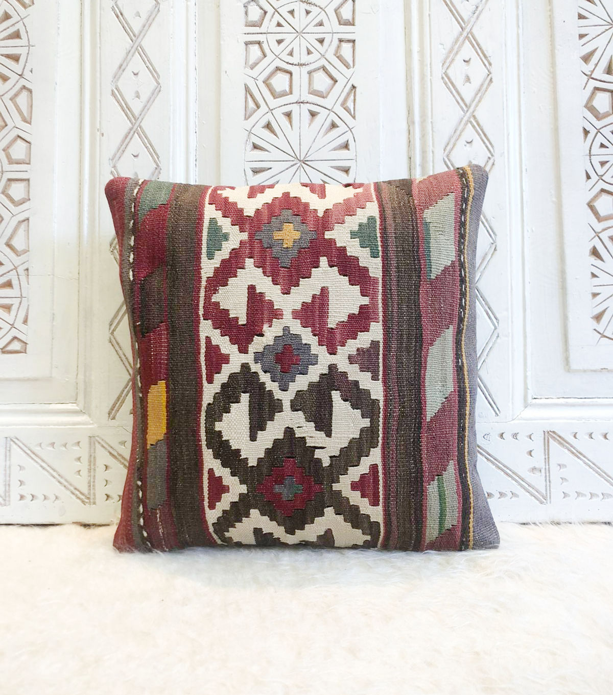 Vintage Kilim Pillow                                                     40x40cm
