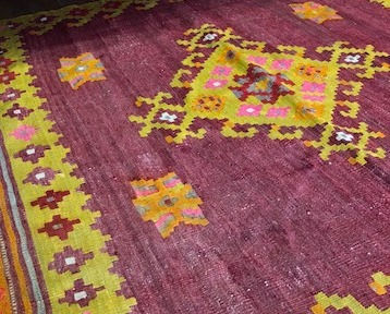 縮圖：Vintage Usak Kilim