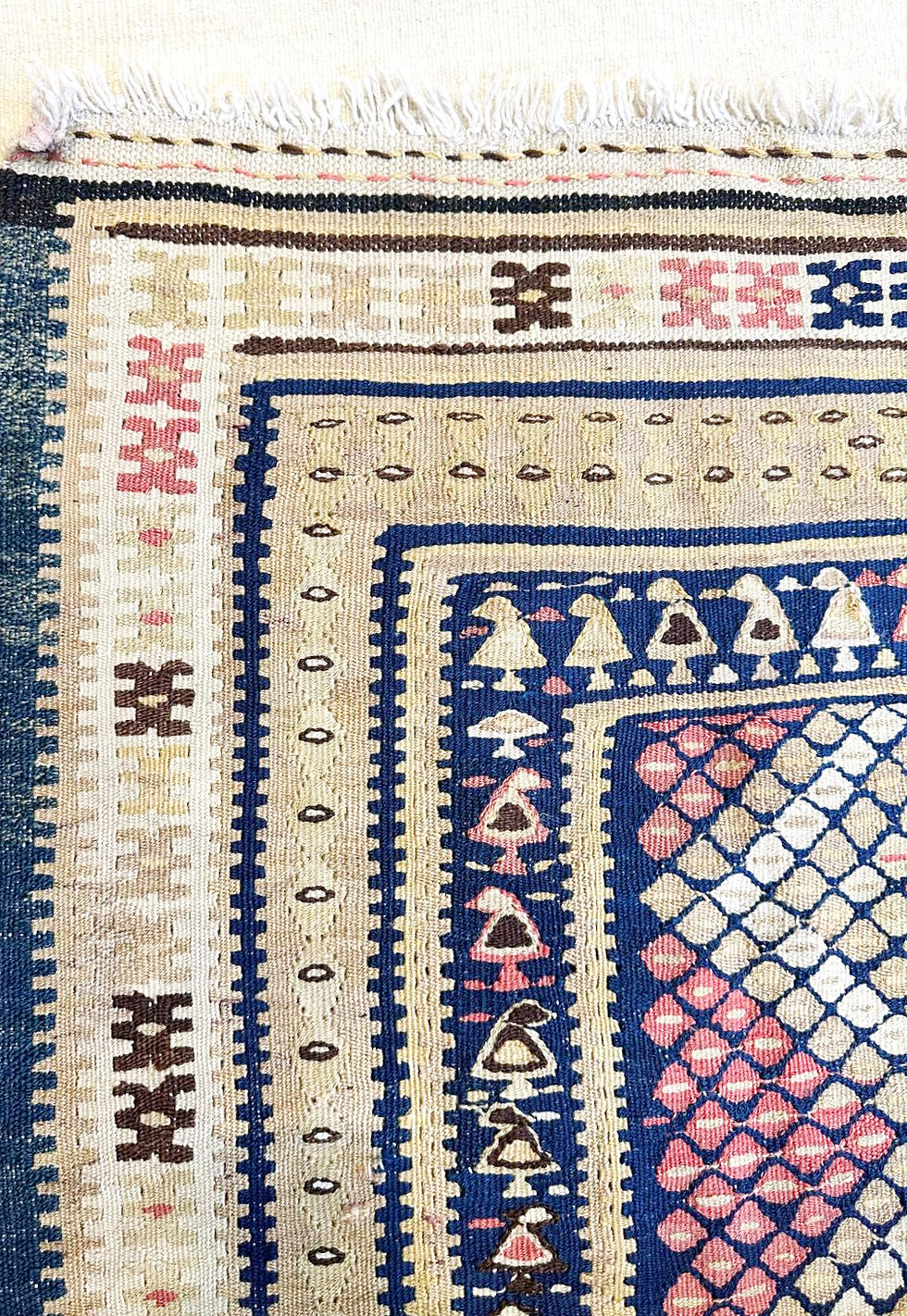 Thumbnail: Vintage Bıjar Kilim - Iran
