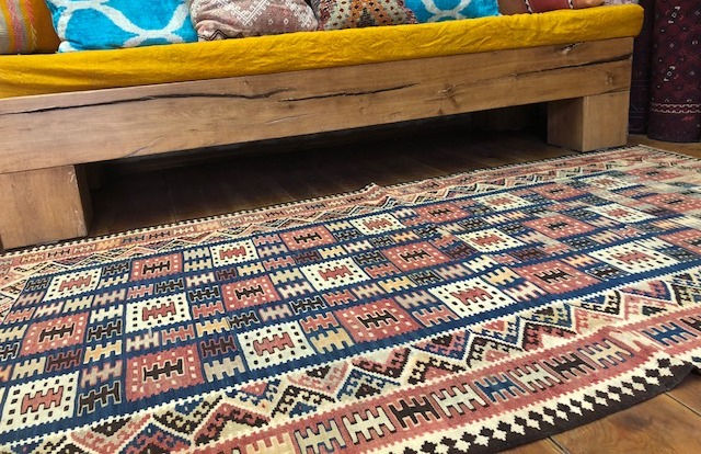 Thumbnail: Vintage Shiraz/Qashqai Kilim