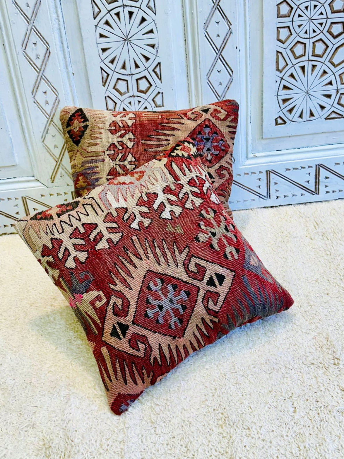 Turkish Goddess Design Pillow 40x40cm