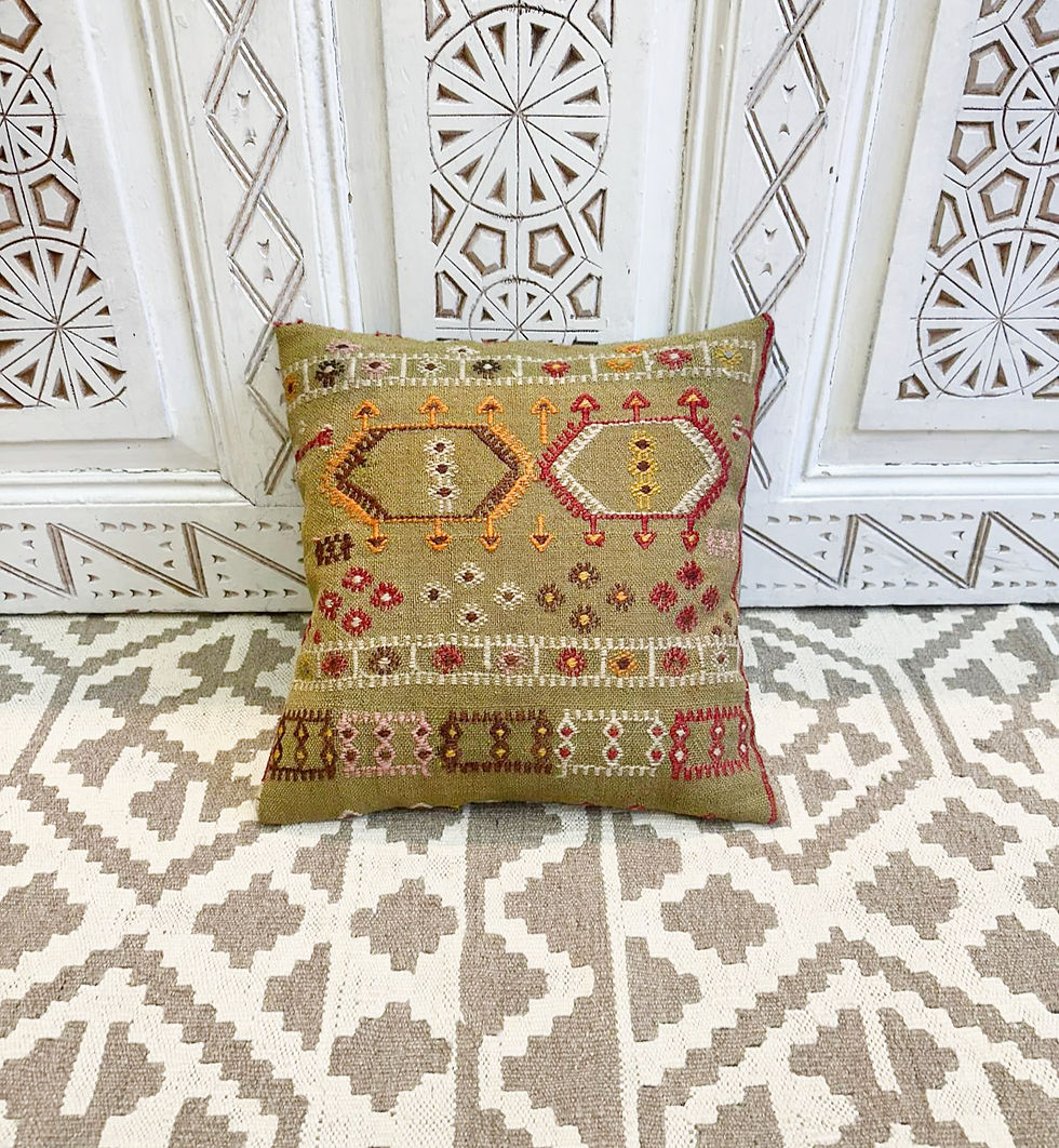Thumbnail: Vintage tribal Pillow