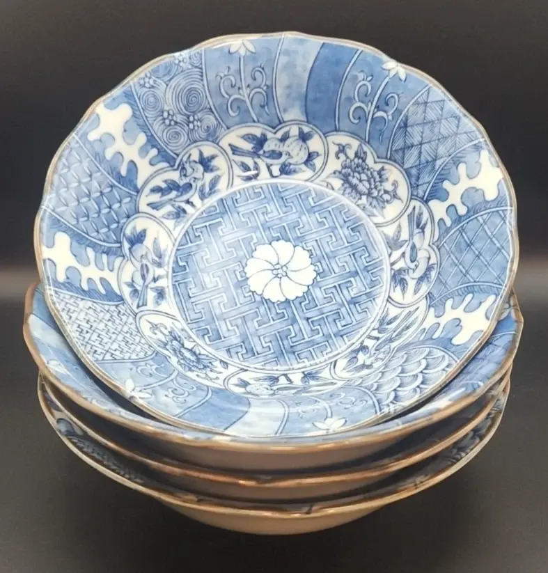 Thumbnail: Vintage TOYO Set of 4 Blue & White Japanese Porcelain Bowls - EUC 7.5" x 2.5"