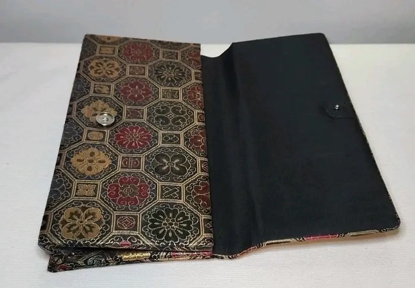 Thumbnail: M. Yamamoto & C0., Ltd - Artistic Vintage 1960's Clutch Hand-Bag - KYOTO - JAPAN