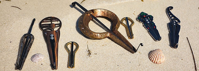 Auraclemusic auraclemusic777 therealauracle jaw harp player jew harp_edited.jpg