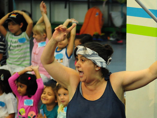 Cinzia Ciarmicolli (Italy): Actress, Stilt Trainer, Costume Designer, Facilitator