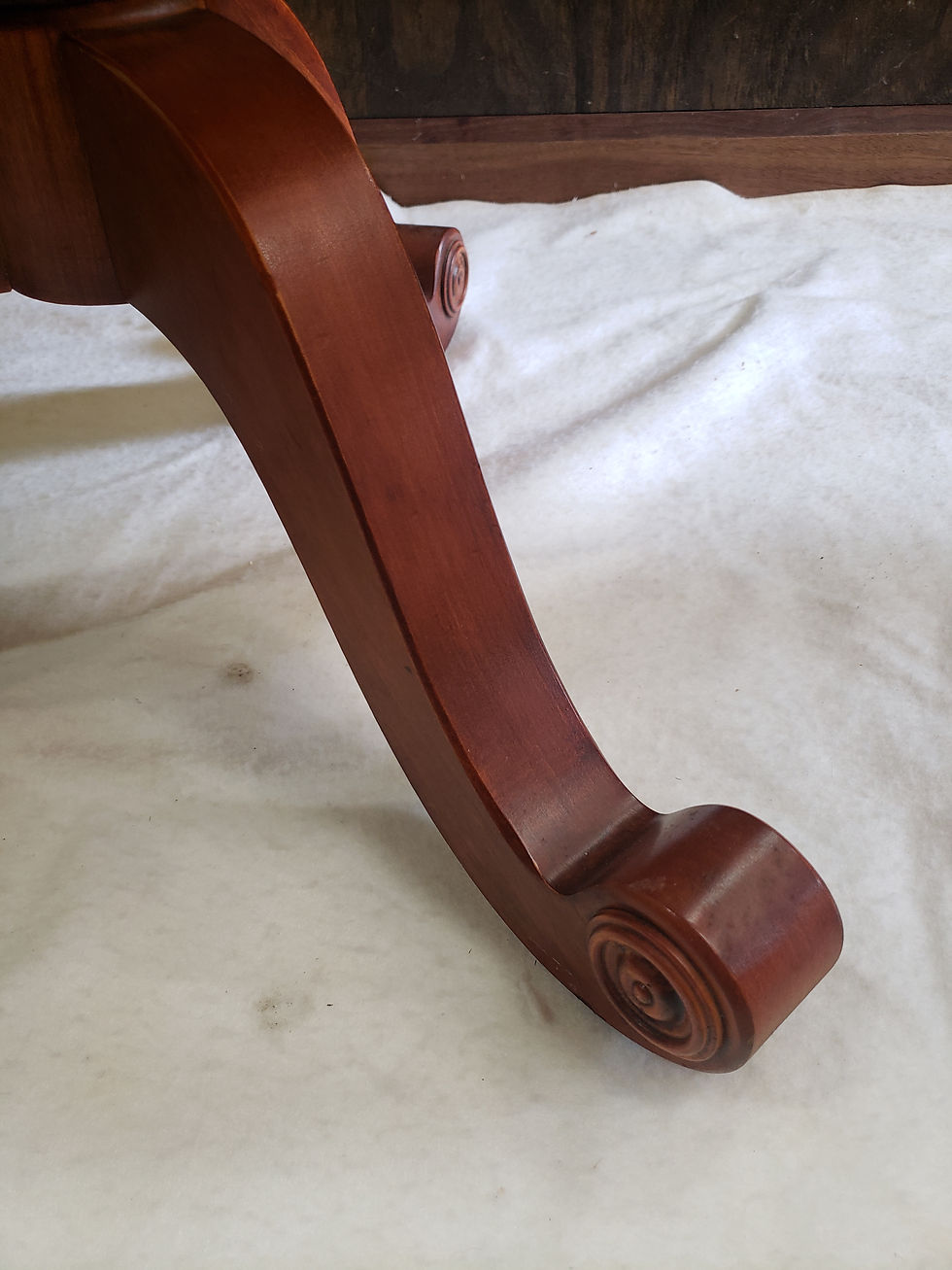 Thumbnail: Round Wooden End Table - Hammary Brand