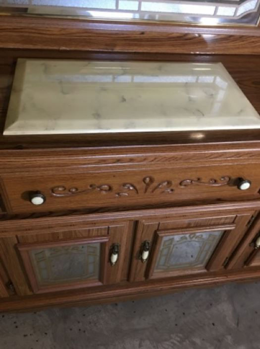 Thumbnail: Two Piece Hutch