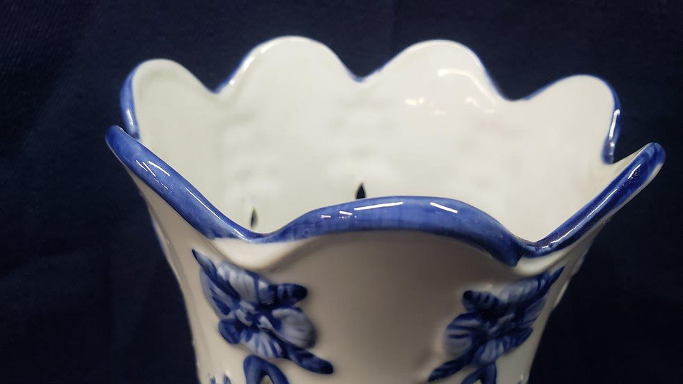 Thumbnail: Blue and White Porcelain Nantucket Victorian Designed Flower Vase – Elegant Vase