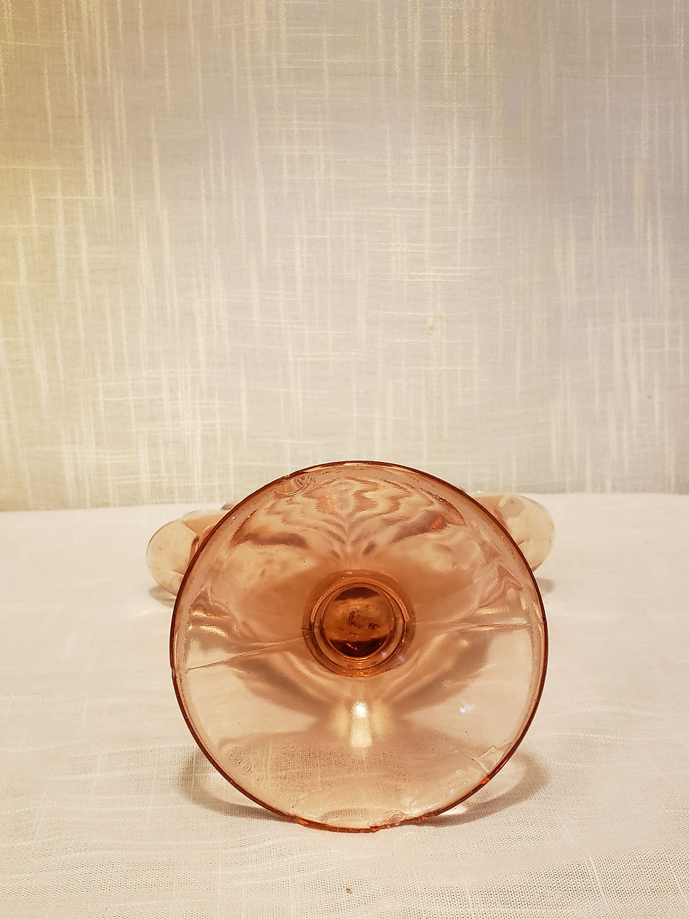 Thumbnail: Vintage Scalloped Pink Fan Vase