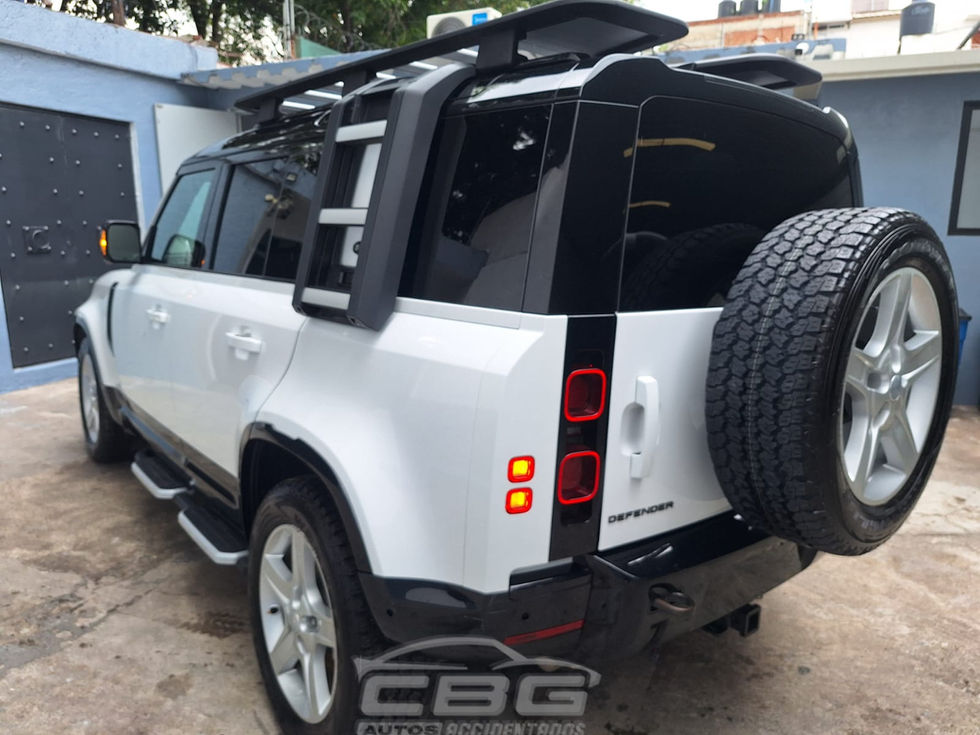 LAND ROVER DEFENDER HIBRIDO 2023