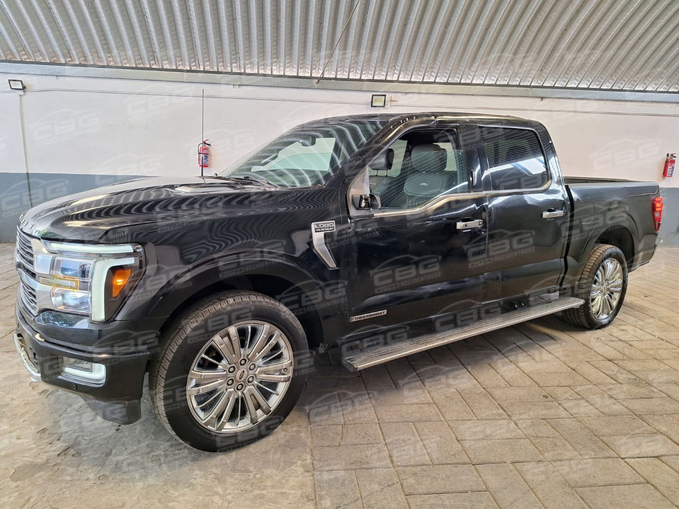 FORD LOBO PLATINUM PLUS 2024