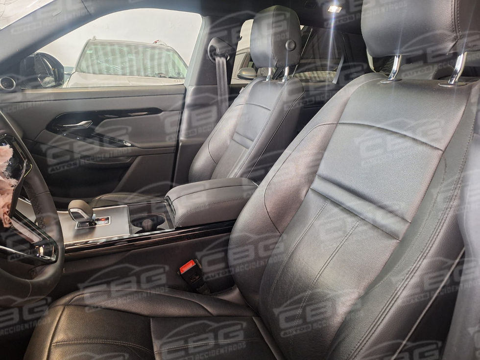 RANGE ROVER EVOQUE R-DYNAMIC 2024