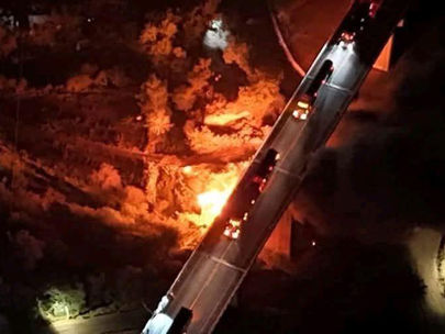Explosión en la autopista México-Tuxpan: Pipa cae de un puente