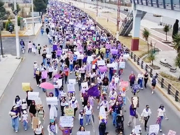 8M 2026: miles de mujeres marchan en Pachuca, exigen alto a la violencia