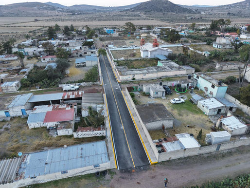 Entregan obras de drenaje y pavimentación en Zempoala 